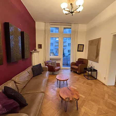Geraeumige 4-zimmer-wohnung Im Familienfreundlichen Westend Mit Balkon Frankfurt am Main
